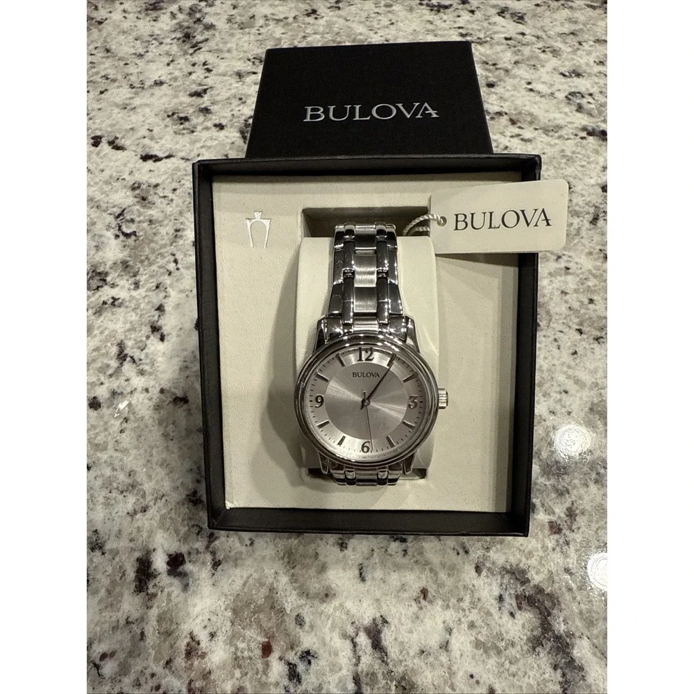 New Bulova Men's Quartz Arabic Numerals Silver-Tone Dial Band Watch 96A000